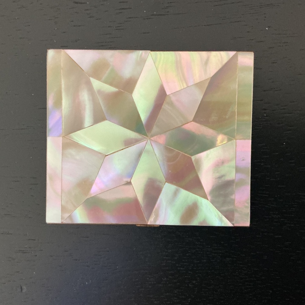 Vintage Marhill Mother Of Pearl Compact Mirror W/ Powder Lid Sized 2.875 x 2.375